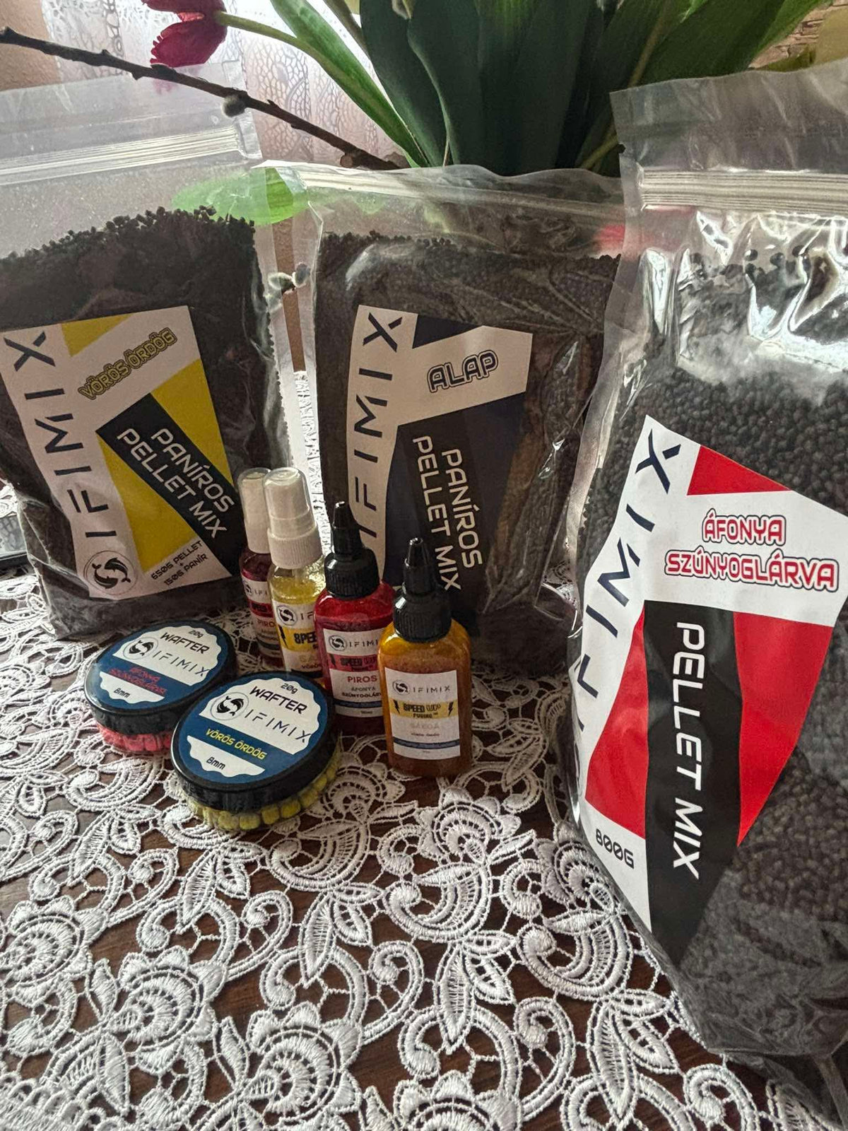 Áfonya-Szúnyoglárva Pellet Mix IFIMIX