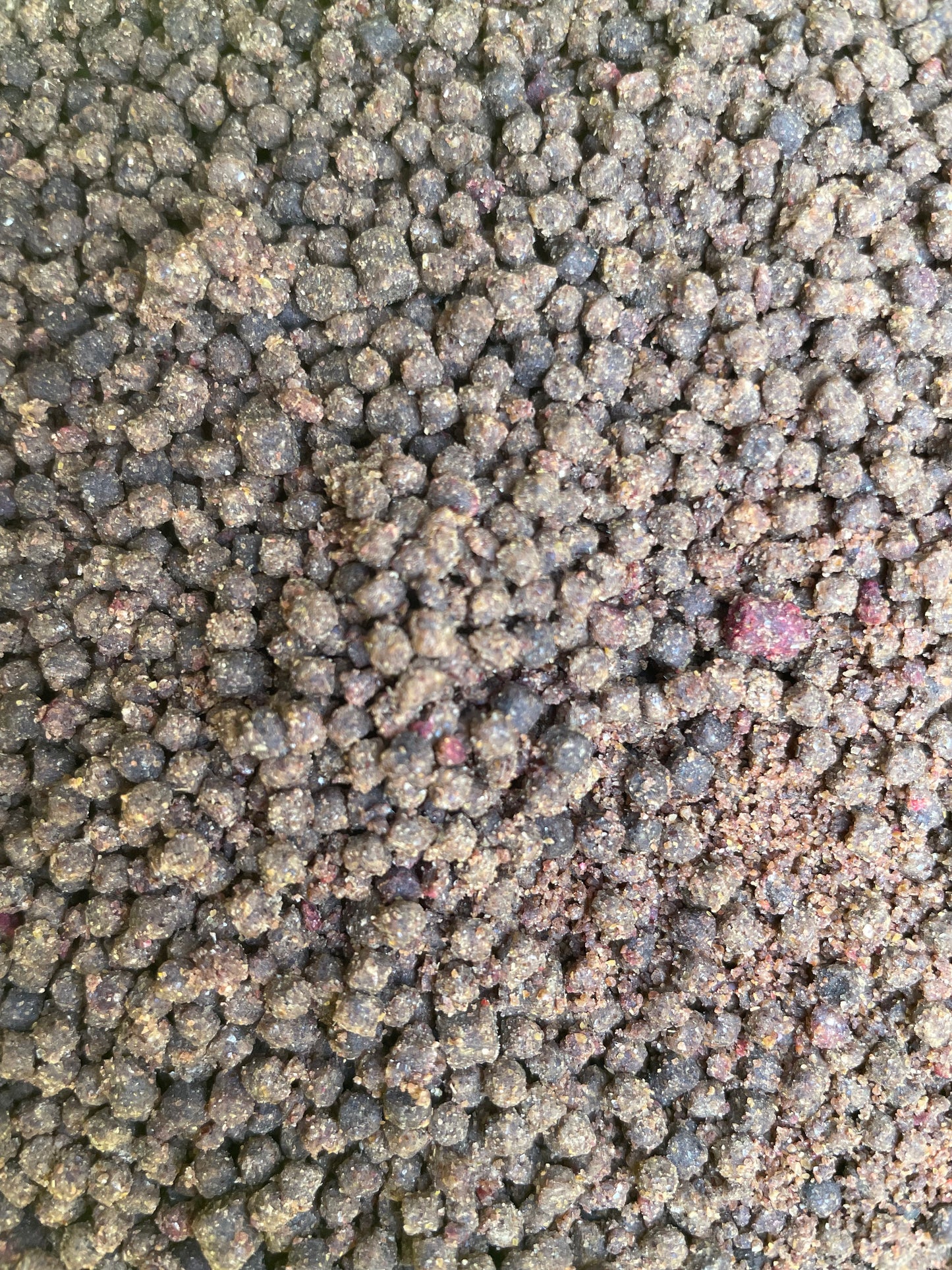 IFIMIX Vörös-Ördög Paníros Pelletmix szemcsézete