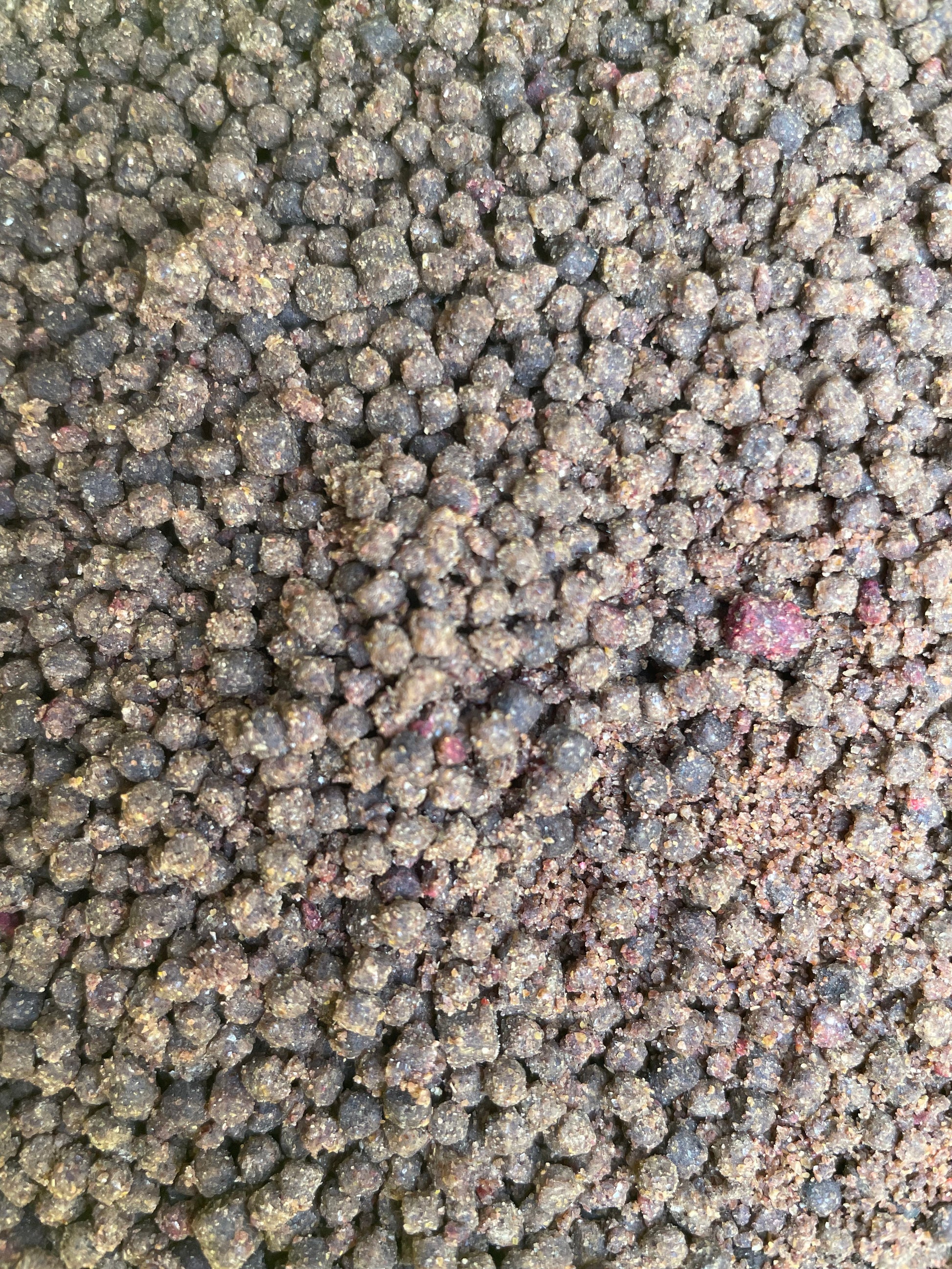 IFIMIX Vörös-Ördög Paníros Pelletmix szemcsézete